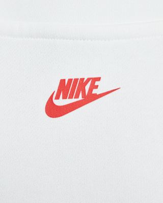 Nike Sportswear Club