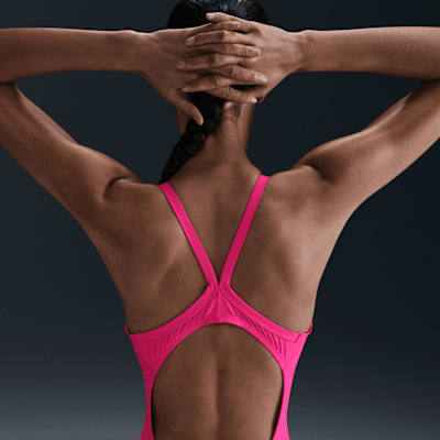 Traje de baño de una pieza con espalda deportiva para mujer Nike HydraStrong