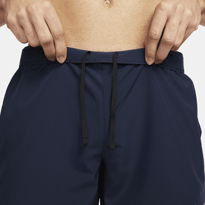 Shorts de correr Dri-FIT de 13 cm con forro de ropa interior para hombre Nike Challenger