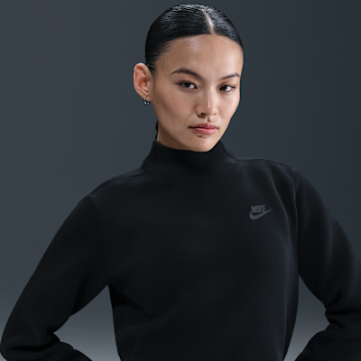 Nike Tech