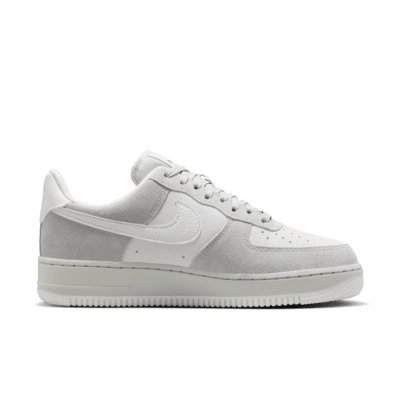 Nike Air Force 1 ’07 女鞋