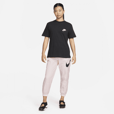 Nike Sportswear Women's Pocket T-Shirt. Nike IN