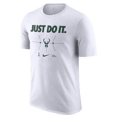 Milwaukee Bucks Essential