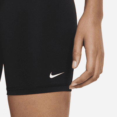 Nike Pro 365 Damesshorts (21 cm)