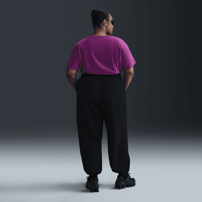 Nike Sportswear Essential női póló (plus size méret)