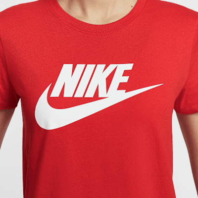 เสื้อยืดผู้หญิงมีโลโก้ Nike Sportswear Essentials