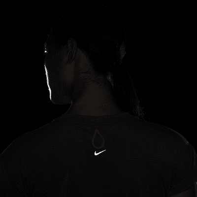 Playera de running de manga corta para mujer Nike Dri-FIT Run Division