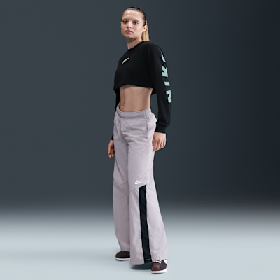 Playera de manga larga oversized cropped para mujer Nike Sportswear