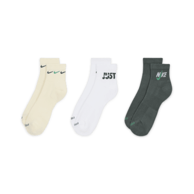 Nike Everyday Plus Cushioned Training Ankle Socks (3 Pairs)