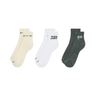 Nike Everyday Plus Cushioned Training Ankle Socks (3 Pairs). Nike ZA