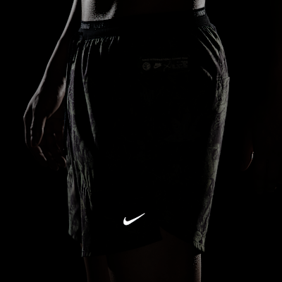 Nike Stride Men's Dri-FIT 18cm (approx) Brief-Lined Printed Running Shorts