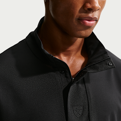 Nike Tailored Performance Dri-FIT ledig, kortermet golf-vindskjorte til herre