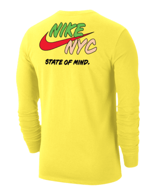 Nike Dri-FIT Men's Tennis Long-Sleeve T-Shirt.