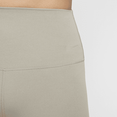 Shorts de ciclismo de cintura alta de 13 cm con sujeción suave para mujer Nike Zenvy