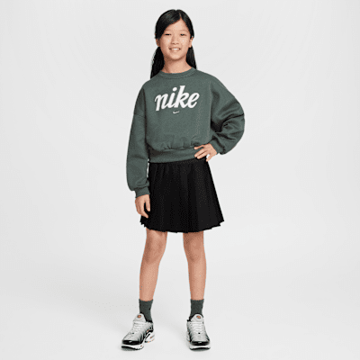 Nike Sportswear Club Fleece Girls' Boxy Crew-Neck Sweatshirt