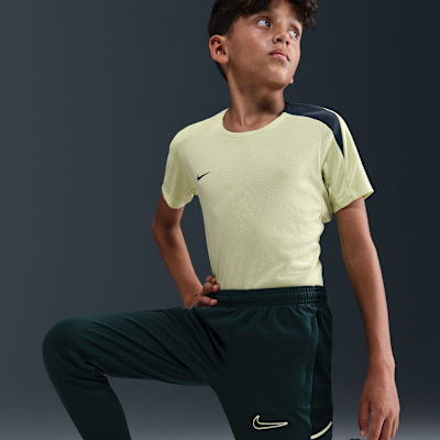 Nike Academy Older Kids' Dri-FIT Football Pants