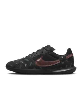 Nike shoes deals on sale