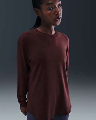 Женские  Nike One Relaxed Dri-FIT Long-Sleeve Top