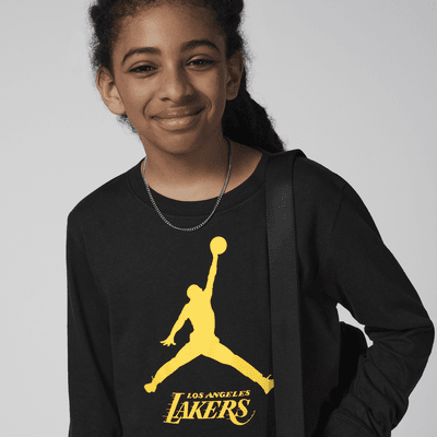 Los Angeles Lakers Essential Older Kids' (Boys') Jordan NBA Long-Sleeve T-Shirt