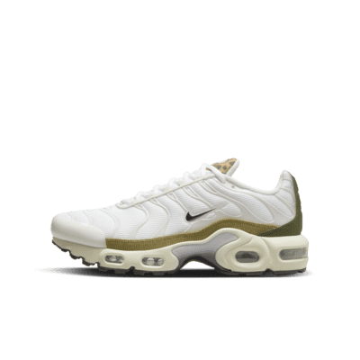 nike max plus white