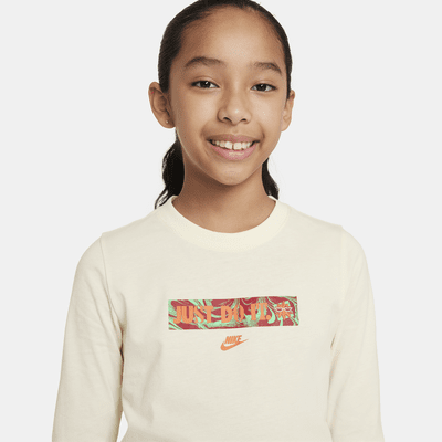 Nike Sportswear Big Kids' Long-Sleeve T-Shirt