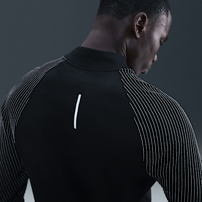 Nike Dri-FIT Laufoberteil mit Halbreißverschluss und reflektierenden Akzenten (Herren)