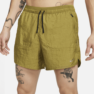 Shorts de correr Dri-FIT de 13 cm con forro de ropa interior para hombre Nike Stride Running Division