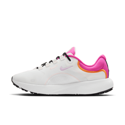 nike running escape run sneakers in white and gold