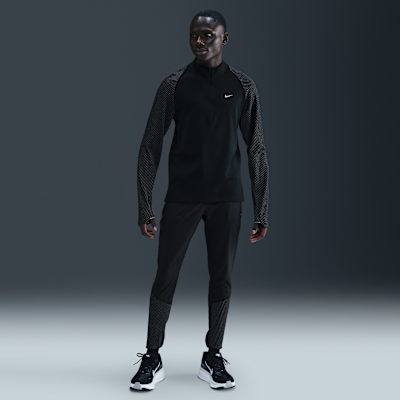 Nike Dri-FIT Laufoberteil mit Halbreißverschluss und reflektierenden Akzenten (Herren)