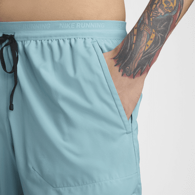 Nike Stride Dri-FIT hardloopshorts met binnenbroek voor heren (18 cm)