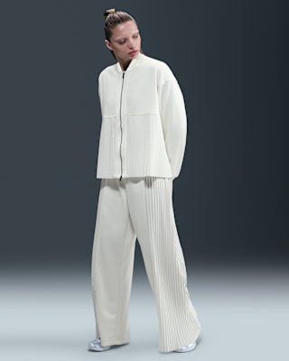 Женские  Nike Sportswear Pleated Pants