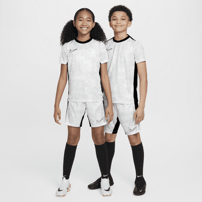 Nike Academy Pro Older Kids' Dri-FIT Short-Sleeve Football Top