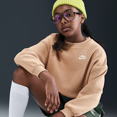 Nike Sportswear Club Fleece Girls' Boxy Crew-Neck Sweatshirt