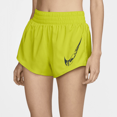 Shorts Dri-FIT con gráfico de tiro medio con forro de ropa interior para mujer Nike One