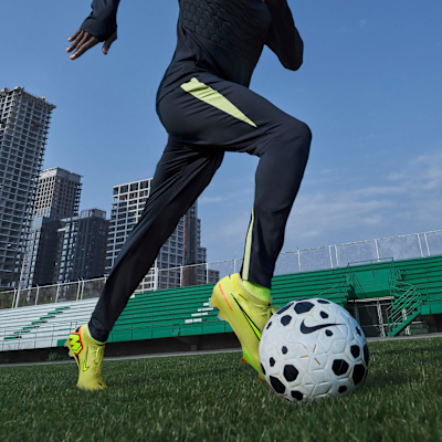 Nike Mercurial Vapor 16 Elite Firm-Ground Low-Top Football Boot