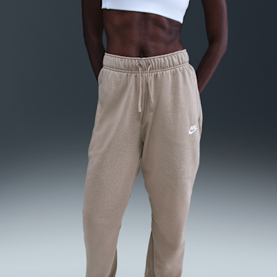 Nike Sportswear Club Fleece Women's Mid-Rise Oversized Sweatpants