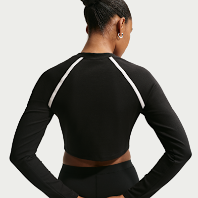 Nike Sportswear Women's Tight Long-Sleeve Cropped Top