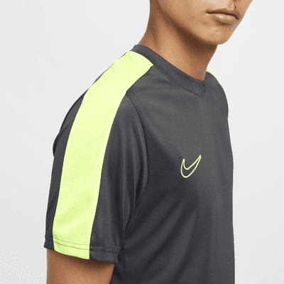 Nike Academy voetbaltop met Dri-FIT en korte mouwen voor heren