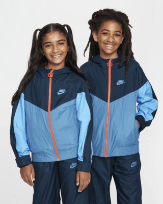 Подростковая куртка Nike Sportswear Windrunner EasyOn Big Kids' Repel для бега