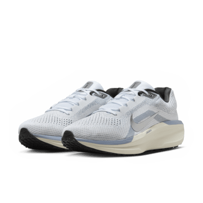 Tenis de correr en pavimento para hombre Nike Winflo 11