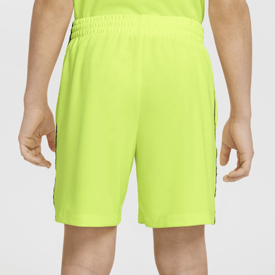 Shorts de entrenamiento con gráfico Dri-FIT para niño talla grande Nike Multi