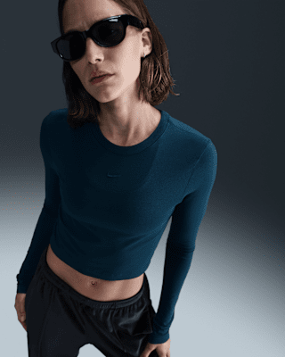 Женские  Nike Sportswear Chill Knit Slim Long-Sleeve Cropped Top