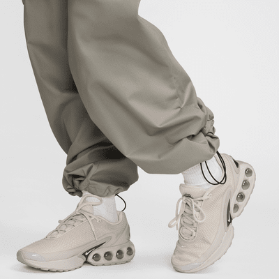 Nike Sportswear Everything Wovens Pantalons cargo de cintura mitjana - Dona