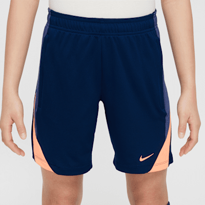 Nike Dri-FIT Strike Older Kids' Football Shorts