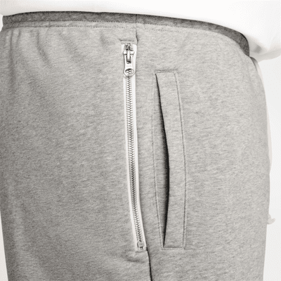 Shorts de básquetbol de tejido Fleece Dri-FIT de 20 cm para hombre Nike Standard Issue