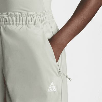 Pants de tiro alto con protección UV para mujer Nike ACG "Activitorium"