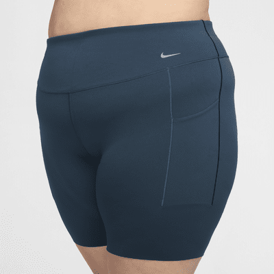 Shorts de ciclismo de 20 cm de tiro alto de media sujeción para mujer Nike Universa con bolsillos (talla grande)