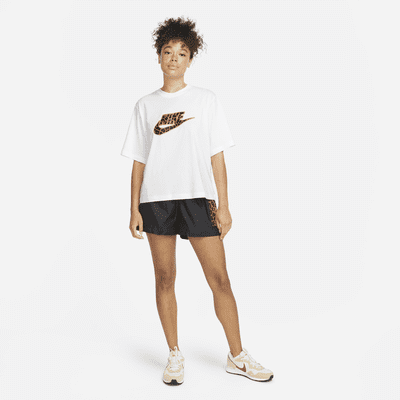 Nike Sportswear Women's Boxy T-Shirt