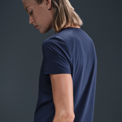 Haut à manches courtes Dri-FIT Nike One Classic pour femme