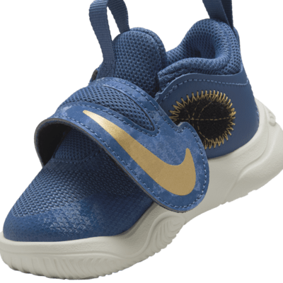 Tenis para bebé e infantil Nike Team Hustle D 11